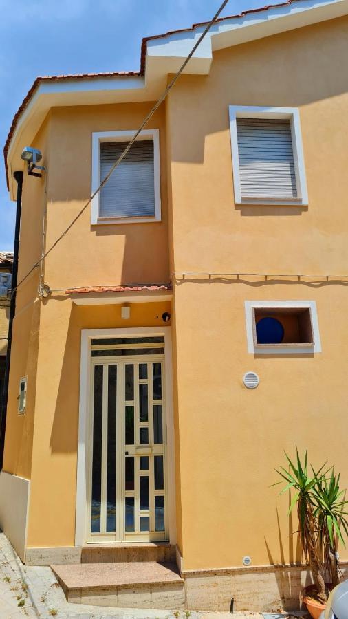 Casa Vacanze La Melagrana Μόντικα Εξωτερικό φωτογραφία